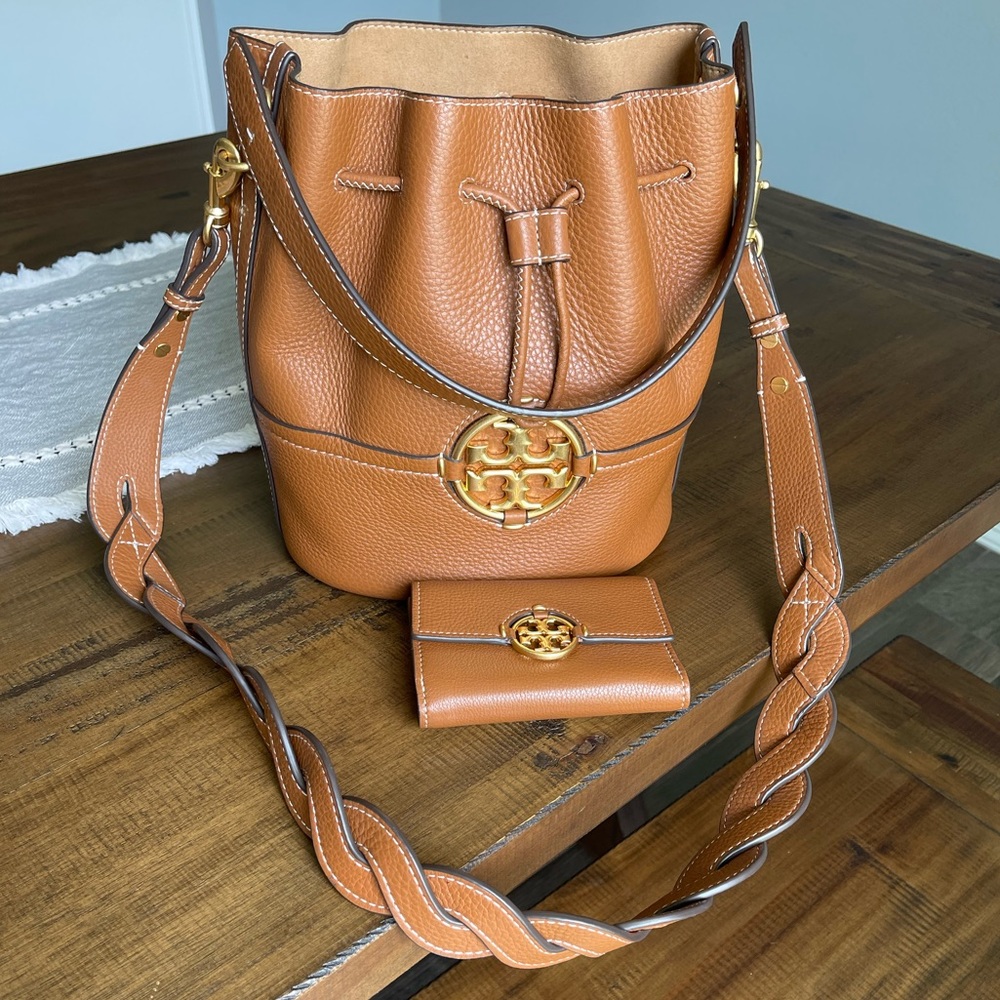 Tory Burch Miller Bucket handbag Brown Pebbled Leather